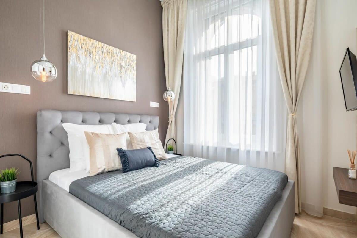 Splendid Perfectly Located Flat With Sauna Apartment Budapest Exterior photo